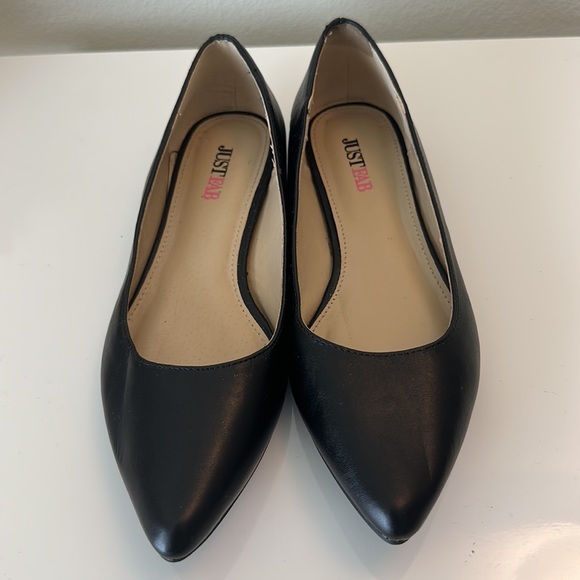 JustFab Black Comfy flats - Size 5.5 - Picture 3 of 5